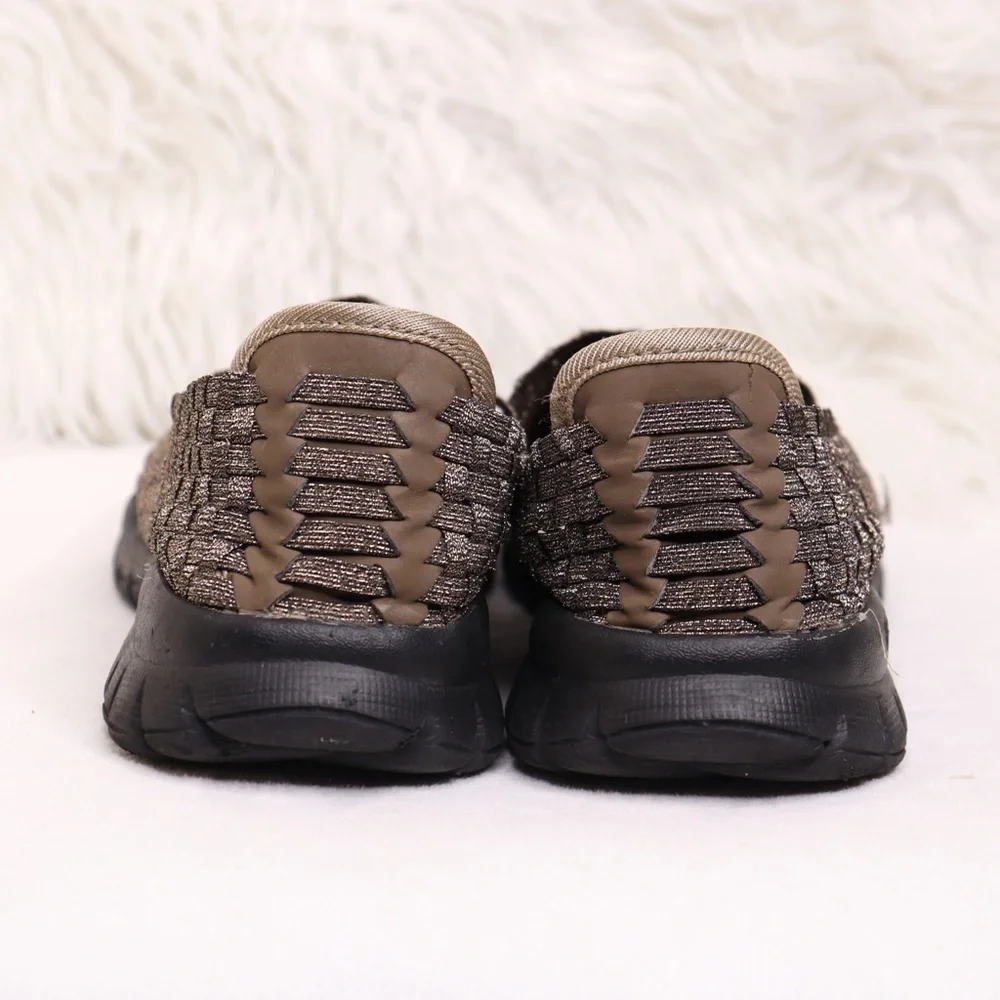 Khombu Willa Metallic Walking Gold Shoes